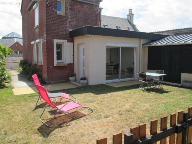 Les Rosiers Sales Villa กาเยอ-ซูร์-แม ภายนอก รูปภาพ